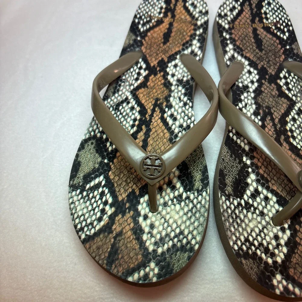 Tory Burch Snakeskin Print Flip Flop Sandals Brown Olive Green Logo Medallion